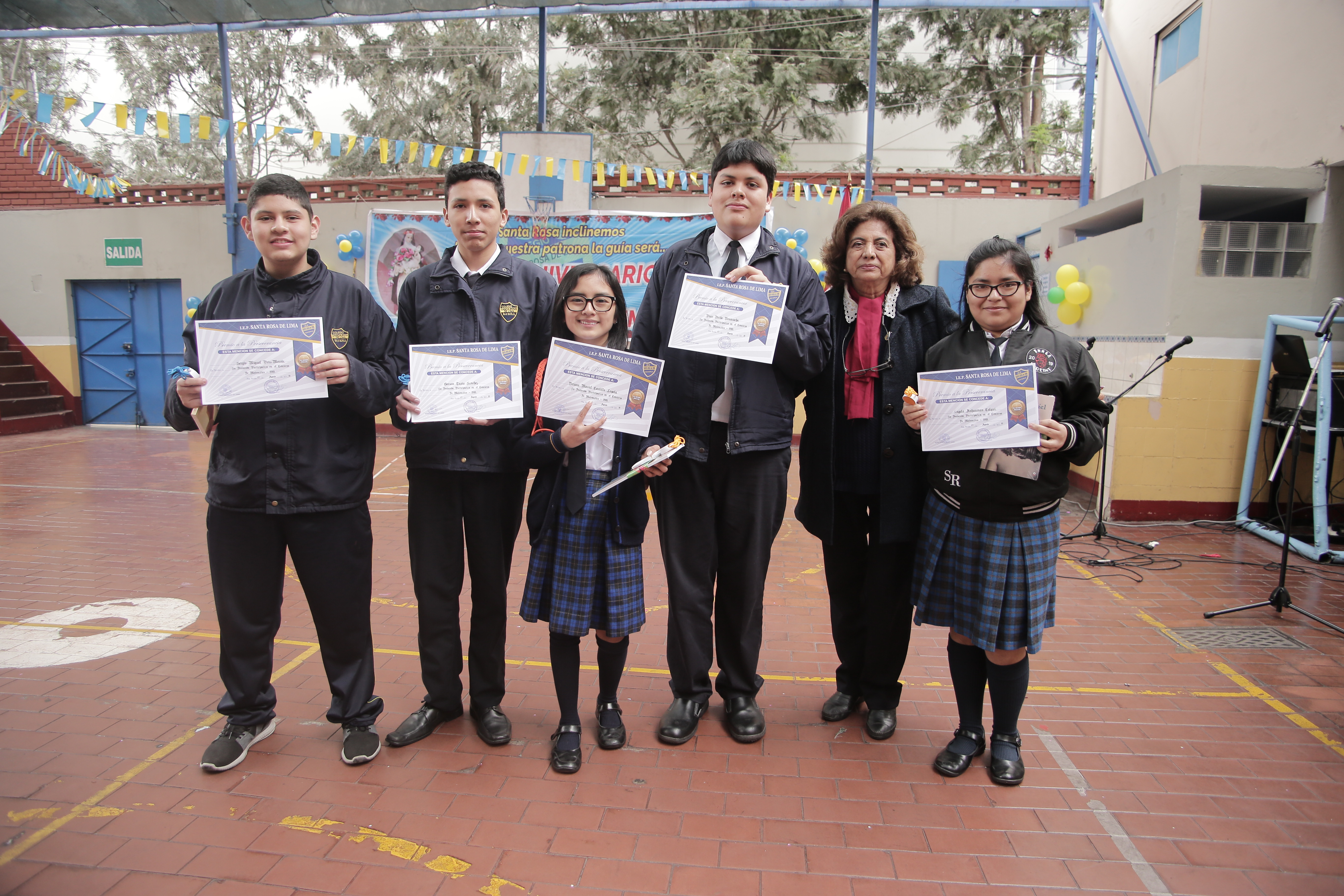Colegio Santa Rosa - San Borja